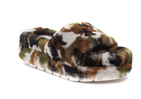 J Slides Bryce Camo Shearling