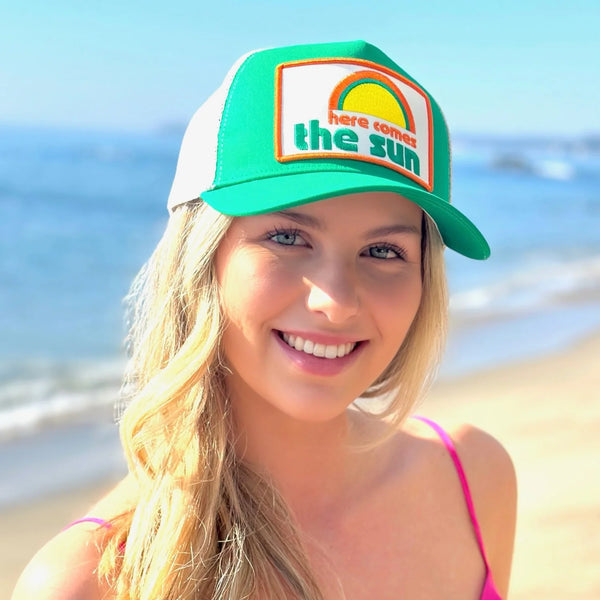 Soulbyrd 'Here Comes the Sun' Trucker Hat-Green