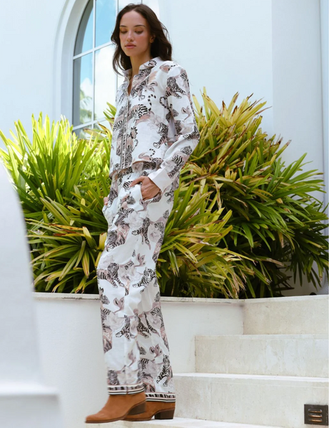 Las Surenas Lotus Tiger Shirt
