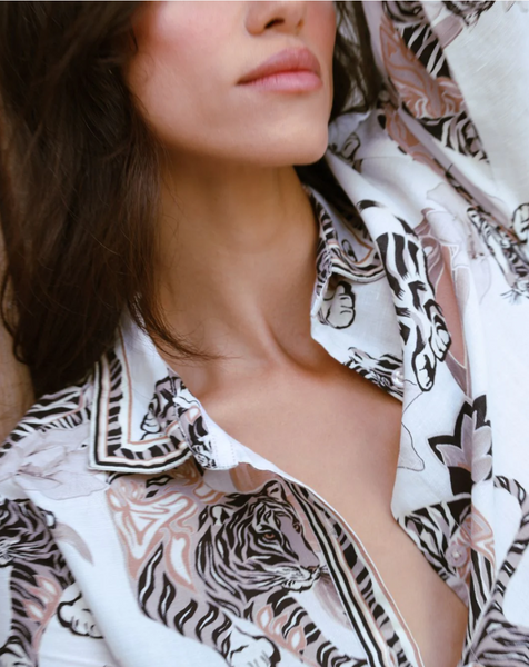 Las Surenas Lotus Tiger Shirt